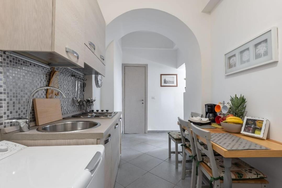 Trastevere Rome's Heart Charming & Cozy Appartamento Roma