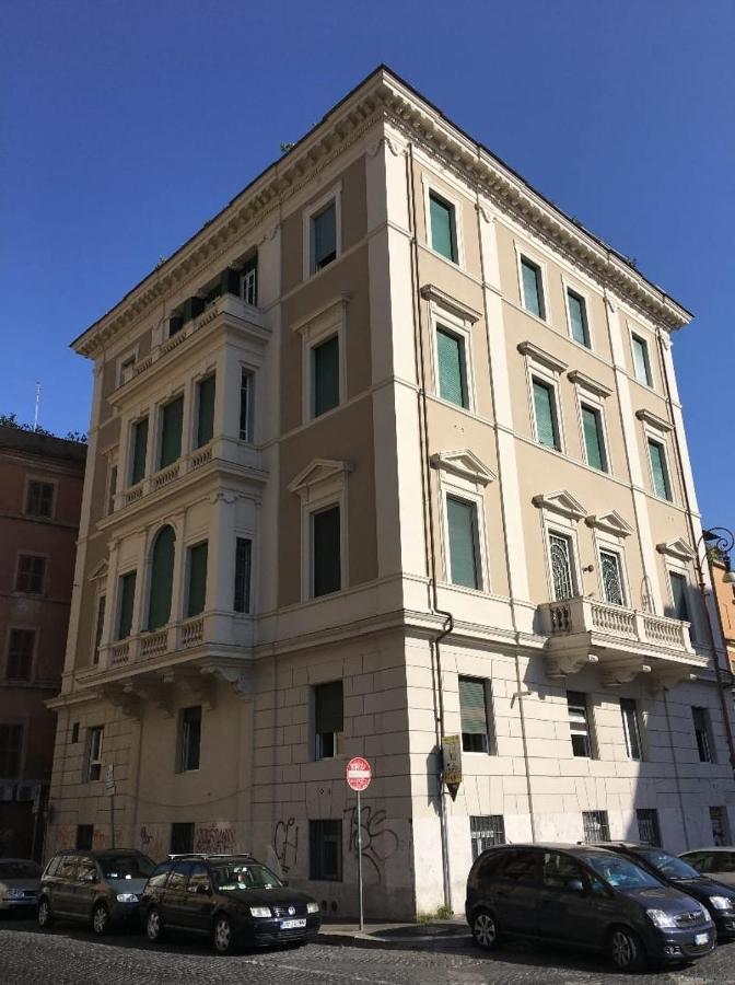 Trastevere Rome's Heart Charming & Cozy Appartamento Roma